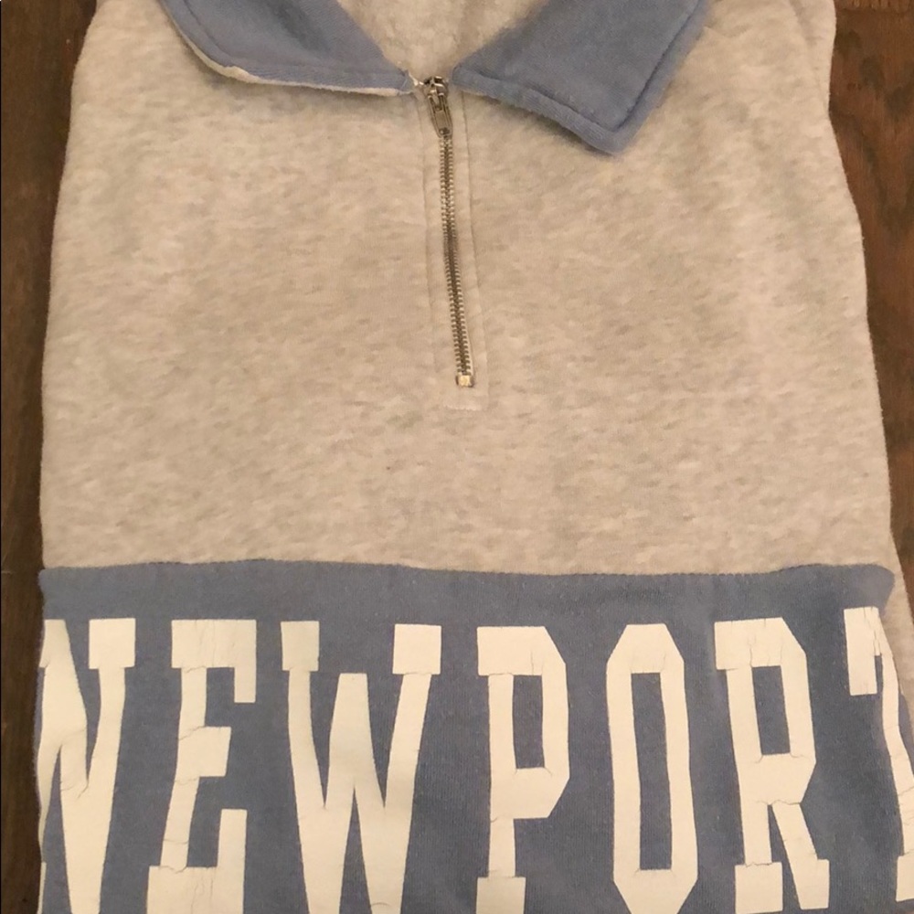 Brandy Melville sweater Newport